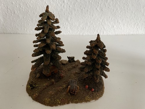 älteres kleines diorama wald - kleines,